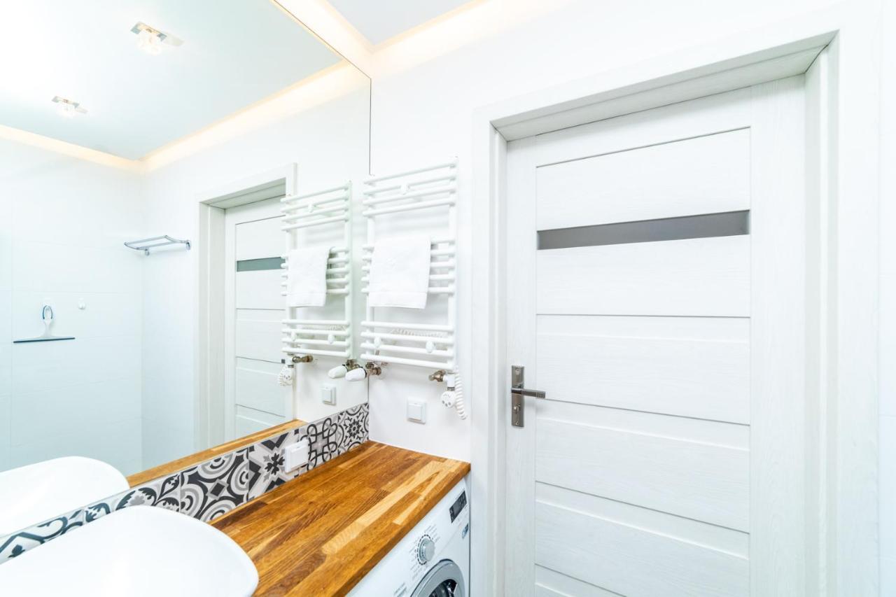 גדנסק Bright - Neptun Park By Oneapartments מראה חיצוני תמונה