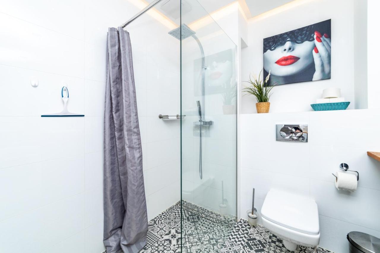 גדנסק Bright - Neptun Park By Oneapartments מראה חיצוני תמונה